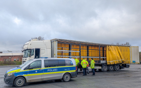 POL-KB: Diemelstadt - Schwerpunktkontrolle der Polizei im Rahmen der europäischen Aktionswoche ROADPOL Truck and Bus - Foto: presseportal.de