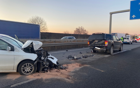 POL-PDNW: Autobahnpolizei Ruchheim - Unfallserie auf BAB 61 fordert mehrere Verletzte - Foto: presseportal.de