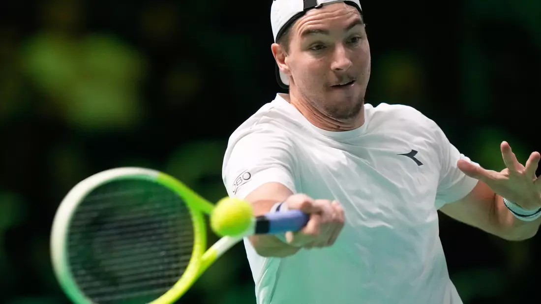 Jan-Lennard Struff war zum Auftakt gegen Pablo Carreno Busta gefordert - Bild: Luca Bruno/AP/dpa