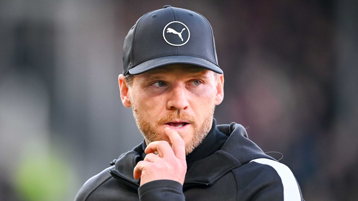 Kevin Diks traf per Elfmeter sicher ins linke Eck. - Foto: Harry Langer/dpa