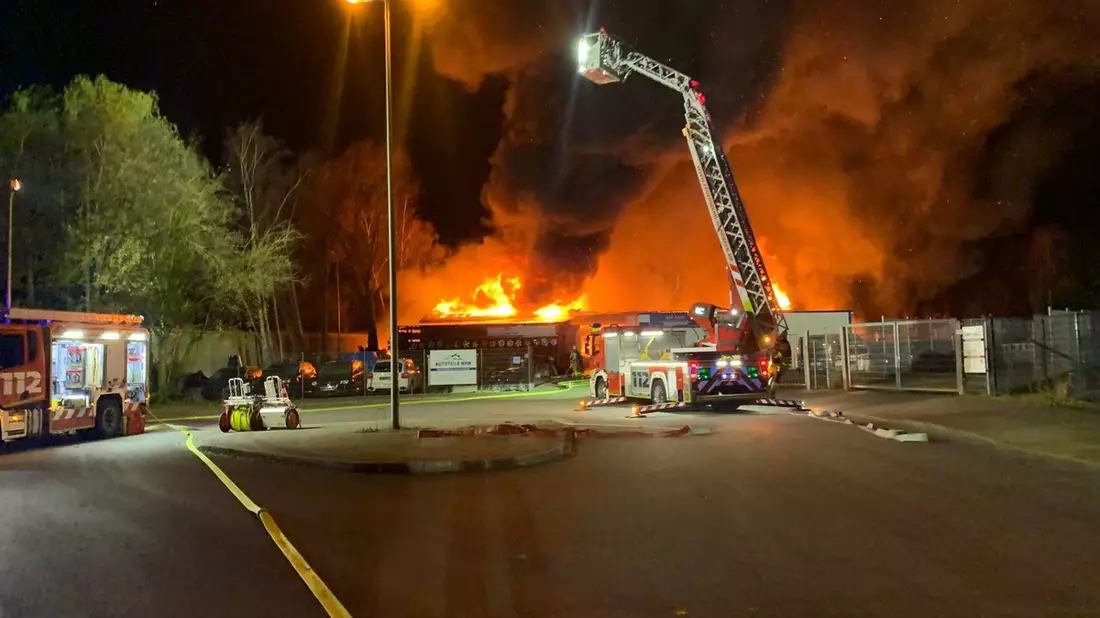 FW-GLA: Großbrand im Gladbecker Norden - Bild: presseportal.de