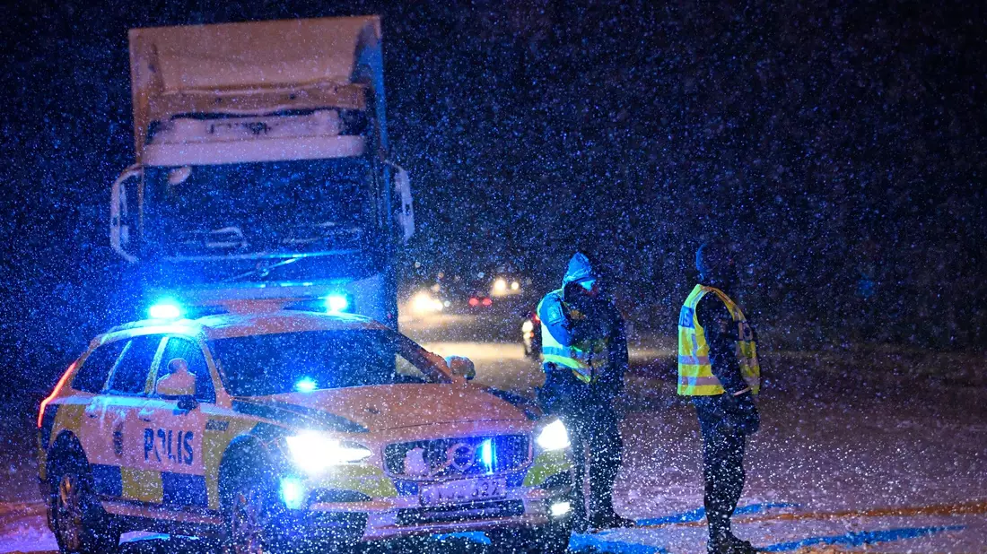 Deutsche Erasmus-Studenten sind auf dem Weg ins finnische Lappland in einen Busunfall verwickelt worden. (Symbolbild)  - Bild: Johan Nilsson/TT News Agency/AP/dpa