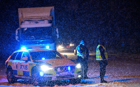 Deutsche Erasmus-Studenten sind auf dem Weg ins finnische Lappland in einen Busunfall verwickelt worden. (Symbolbild)  - Foto: Johan Nilsson/TT News Agency/AP/dpa