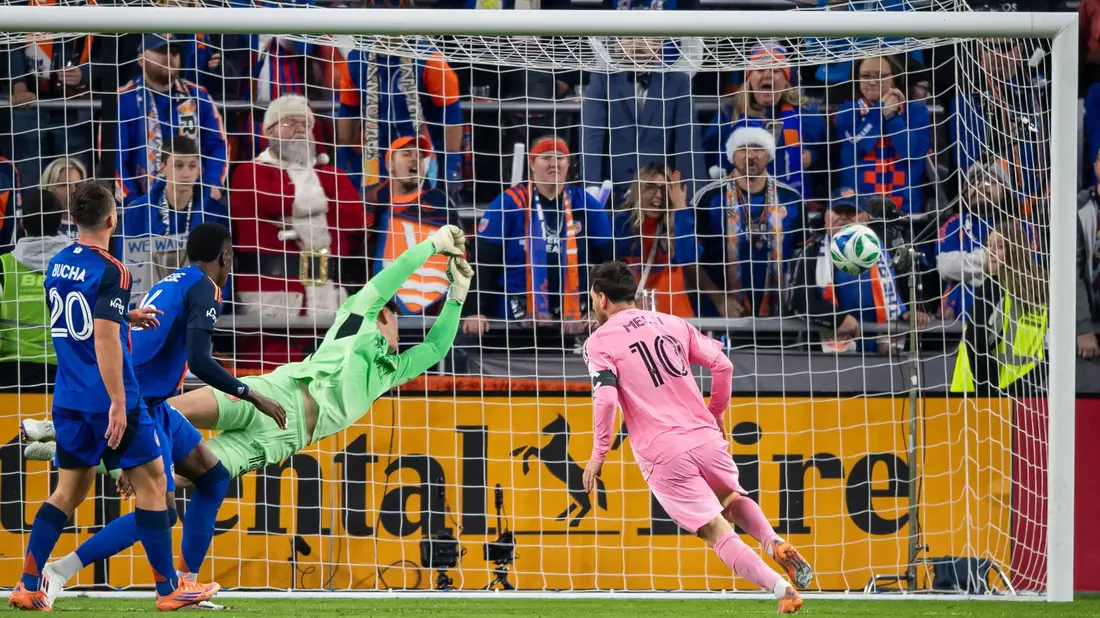 Lionel Messi ist im Playoff-Viertelfinale einmal mehr nicht aufzuhalten. - Bild: Tanner Pearson/AP/dpa