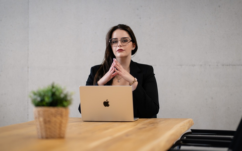 Mehr Fokus, Struktur und Entlastung: Wie Rebecca Straten Unternehmer aus der operativen Abhängigkeit befreit - Foto: presseportal.de
