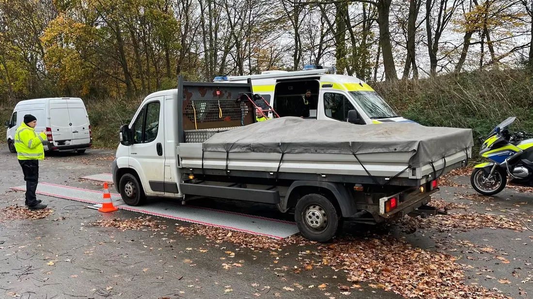 POL-MG: Bilanz der Kontrolltage im Rahmen der europäischen Aktionswoche ROADPOL zum Thema Truck & Bus - Bild: presseportal.de
