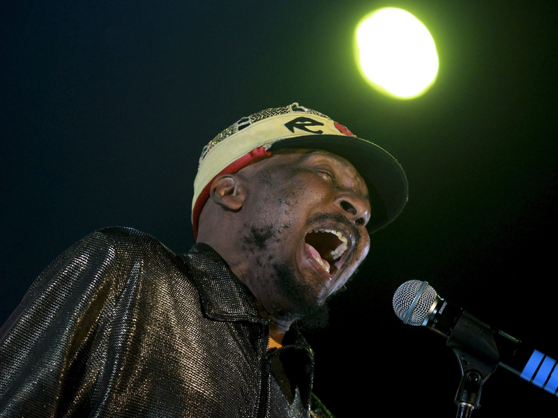 Jimmy Cliff - hier bei einem Auftritt 2015 in Spanien. (Archivbild) - Foto: Juan Herrero/dpa