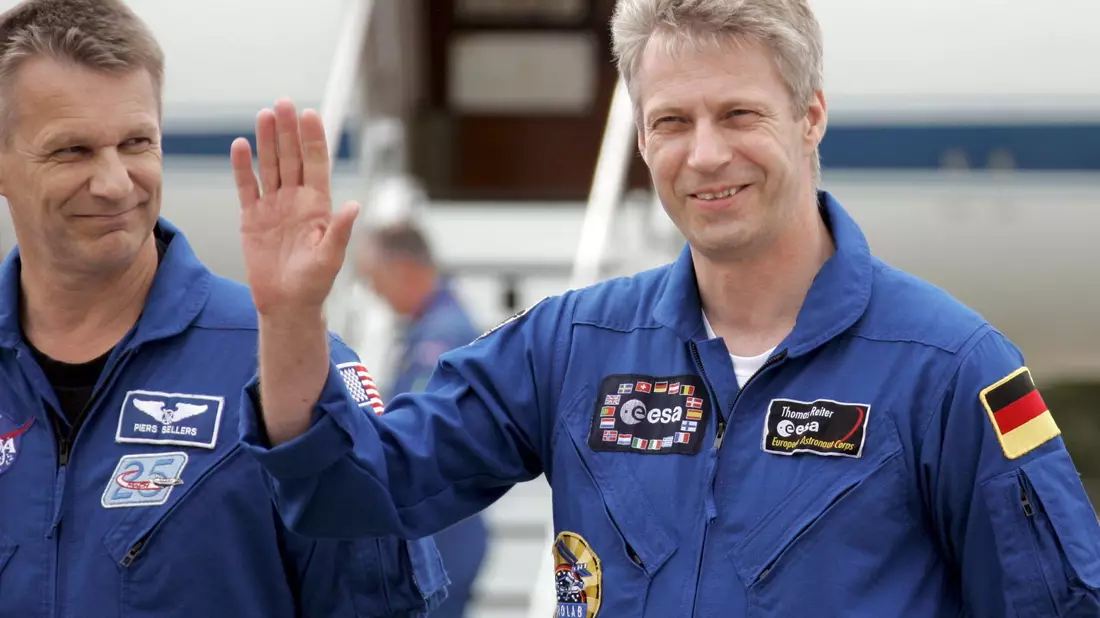 Ehemaliger Astronaut Reiter übernimmt die Raumfahrtabteilung im Bundesforschungsministerium - Bild: epa Rothstein/epa/dpa
