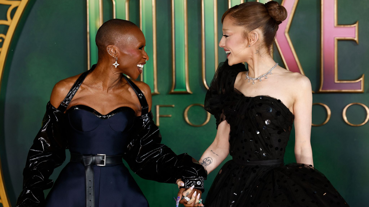 Cynthia Erivo (l) und Ariana Grande spielen die Hauptrollen in «Wicked». (Archivbild) - Foto: Millie Turner/Invision/AP/dpa