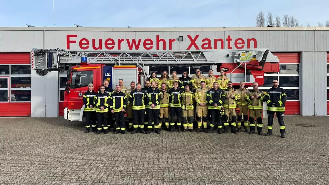 FW Sonsbeck: Erfolgreicher Abschluss der Module 1 und 2 der interkommunalen Truppmannausbildung - Bild: presseportal.de
