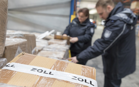 HZA-GI: Weihnachten und Black Friday - So vermeiden sie Ärger beim Bestellen im Ausland mit dem Zoll - Foto: presseportal.de