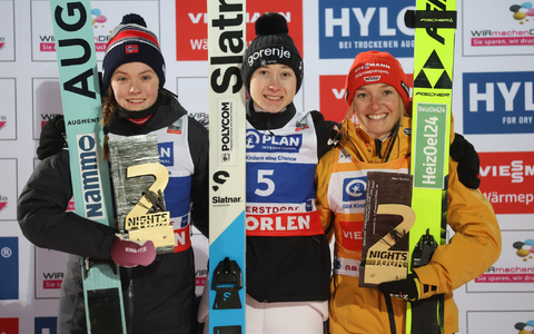 Bis jetzt gibt es nur die Two-Nights-Tour mit Springen in Garmisch-Partenkirchen und Oberstdorf für die Frauen. (Archivfoto) - Foto: Karl-Josef Hildenbrand/dpa