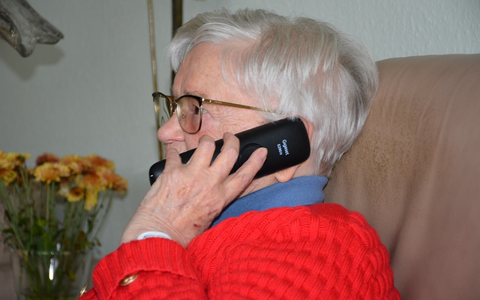 POL-ME: 85-Jährige durch Schockanruf um Schmuck und Bargeld betrogen - 2601037 - Foto: presseportal.de