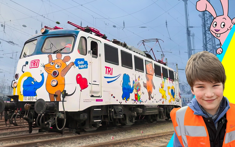 Auf Schienen durchs Jubiläumsjahr: Der Elefanten-Express auf großer Fahrt! - Foto: presseportal.de