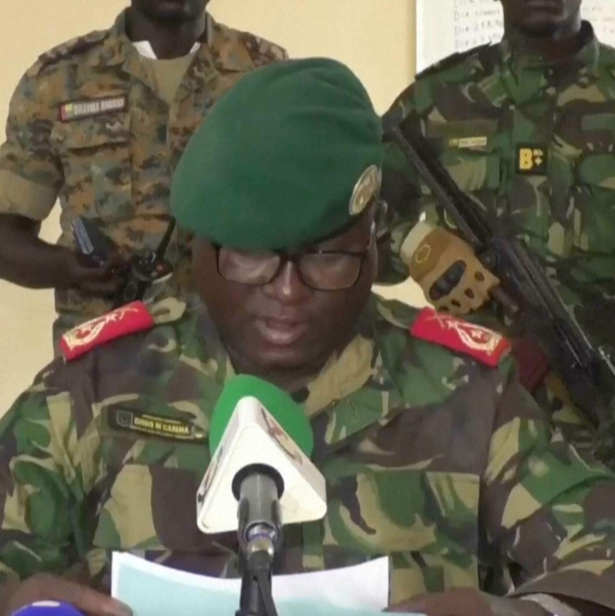 In Guinea-Bissau hat das Militär nach eigenen Angaben die Macht übernommen. - Foto: Uncredited/TGB Guinea-Bissau/AP/dpa