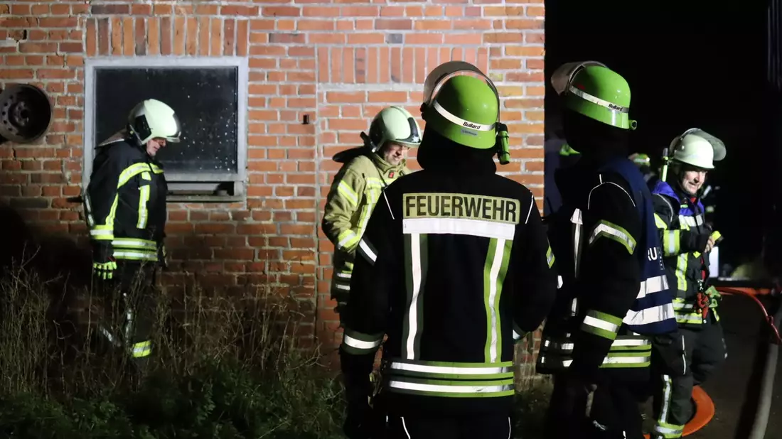 FW-SE: Brand eines Landwirtschaftlichen Gebäudes - Bild: presseportal.de