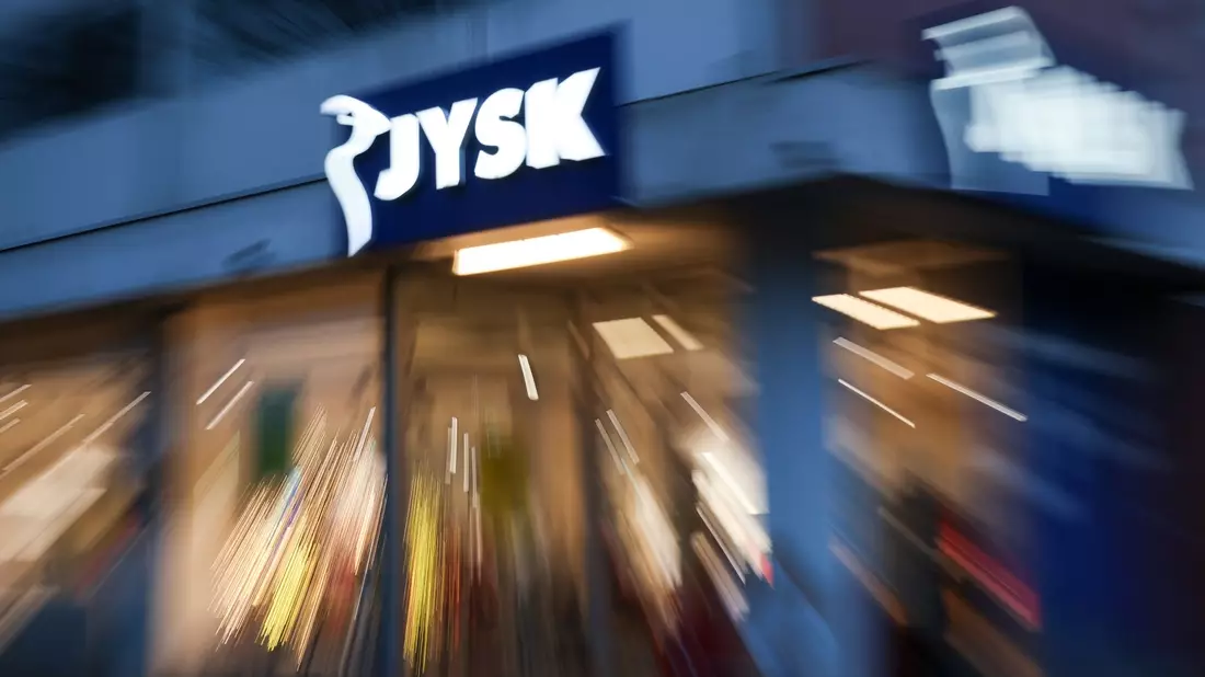 Jysk ist in vielen Städten und Gemeinden in Deutschland vertreten. - Bild: Christian Charisius/dpa