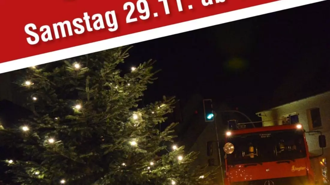 FW Beverungen: Weihnachtsbaumaufstellung in Herstelle / Gemeinsam in die Adventszeit starten - Bild: presseportal.de