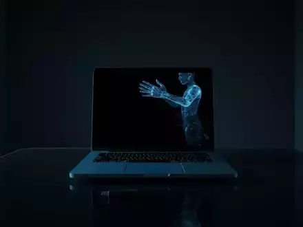 AI-Sextortion: Rekordzahlen bei Erpressung mit gefälschten Intim-Bildern - Foto: über boerse-global.de
