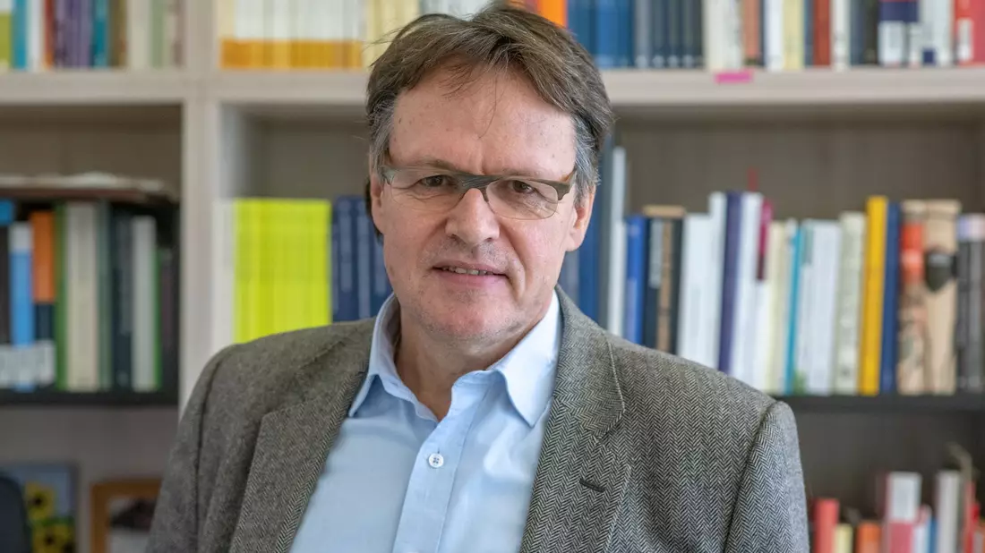 Der Kulturwissenschaftler Gunther Hirschfelder hat einige Erkläransätze für den Karamellkeks-Trend. (Archivbild) - Bild: Armin Weigel/dpa