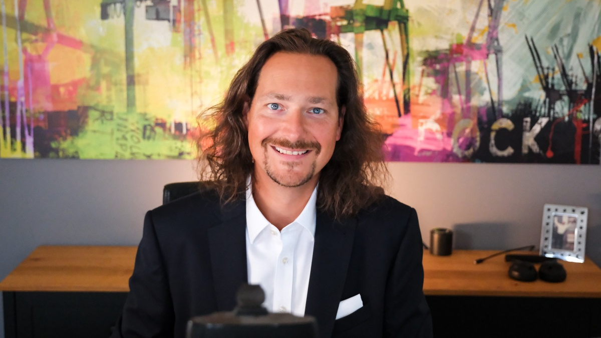 Die unsichtbare Gefahr: Philipp Kadel von der DIAGONAL Gruppe erklärt, warum Forderungsausfälle zur Existenzbedrohung werden können - Foto: presseportal.de