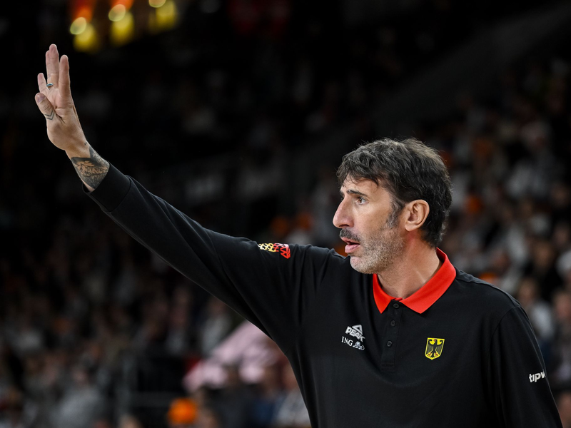 Das deutsche Team mit einigen Veränderungen. - Foto: Harry Langer/dpa