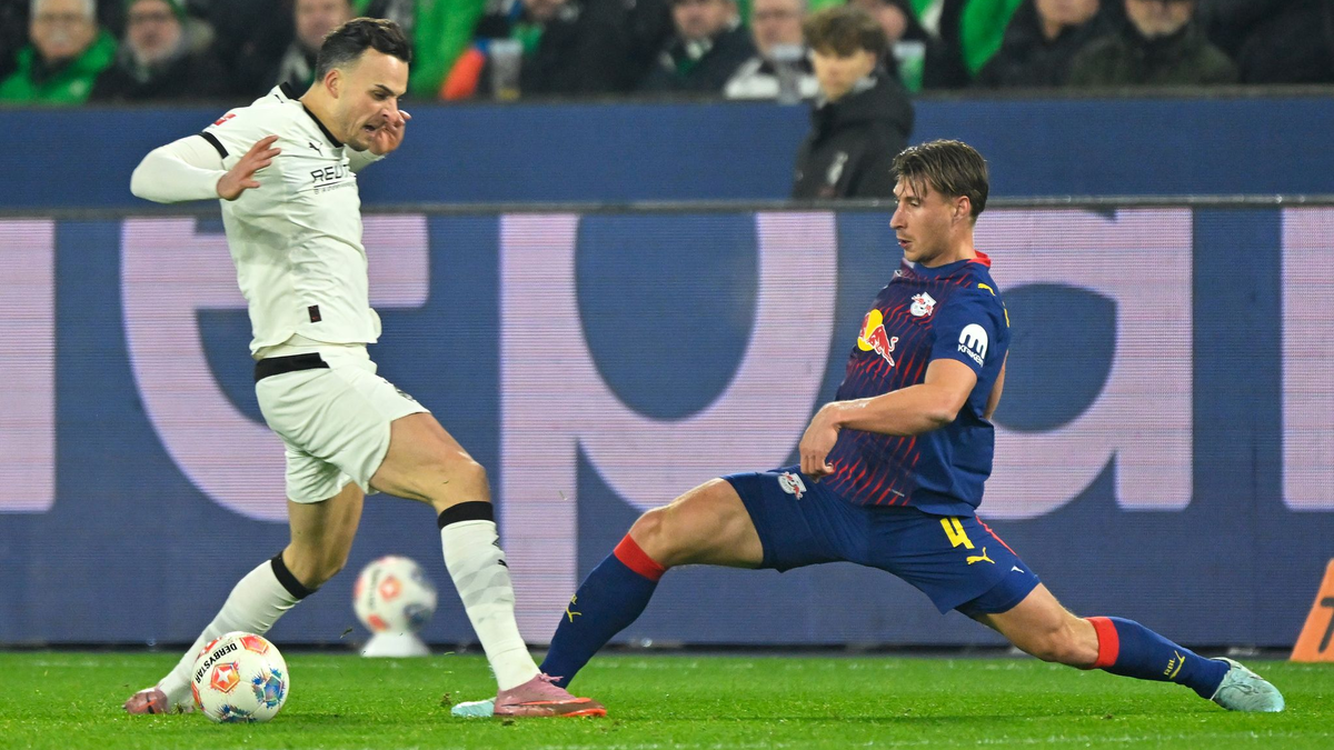 Borussias Fans sagen Nein zu den Plänen der Politik. - Foto: Ulrich Hufnagel/dpa