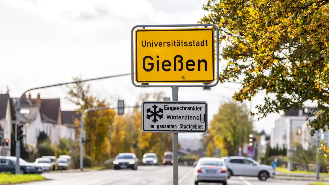 Die mittelhessische Universitätsstadt hat rund 92.000 Einwohner. 50.000 Demonstranten werden erwartet. (Archivbild) - Bild: Christian Lademann/dpa