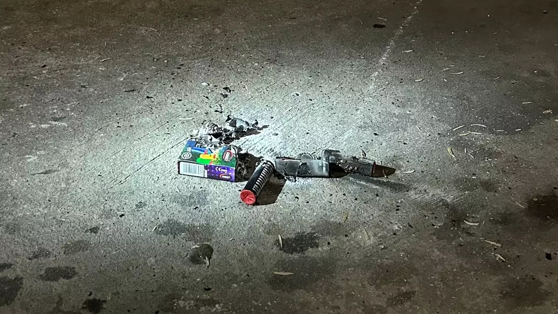 FW Rösrath: Feuerwerk verursacht Rauchentwicklung in Tiefgarage - Bild: presseportal.de