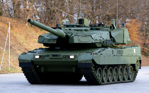 Der Leopard 2 A8 bei der ersten öffentlichen Präsentation Ende November (Archiv) - Foto: Sven Hoppe/dpa