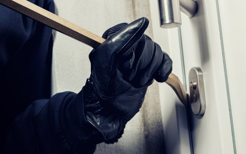 LPI-SLF: Zeugenaufruf nach versuchtem Einbruch - Foto: presseportal.de