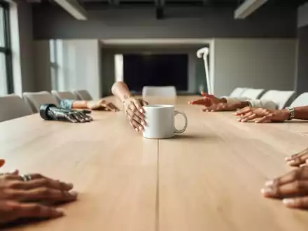 Inklusionsbarometer 2025: Arbeitslosigkeit bei Menschen mit Behinderung steigt dramatisch - Foto: über boerse-global.de