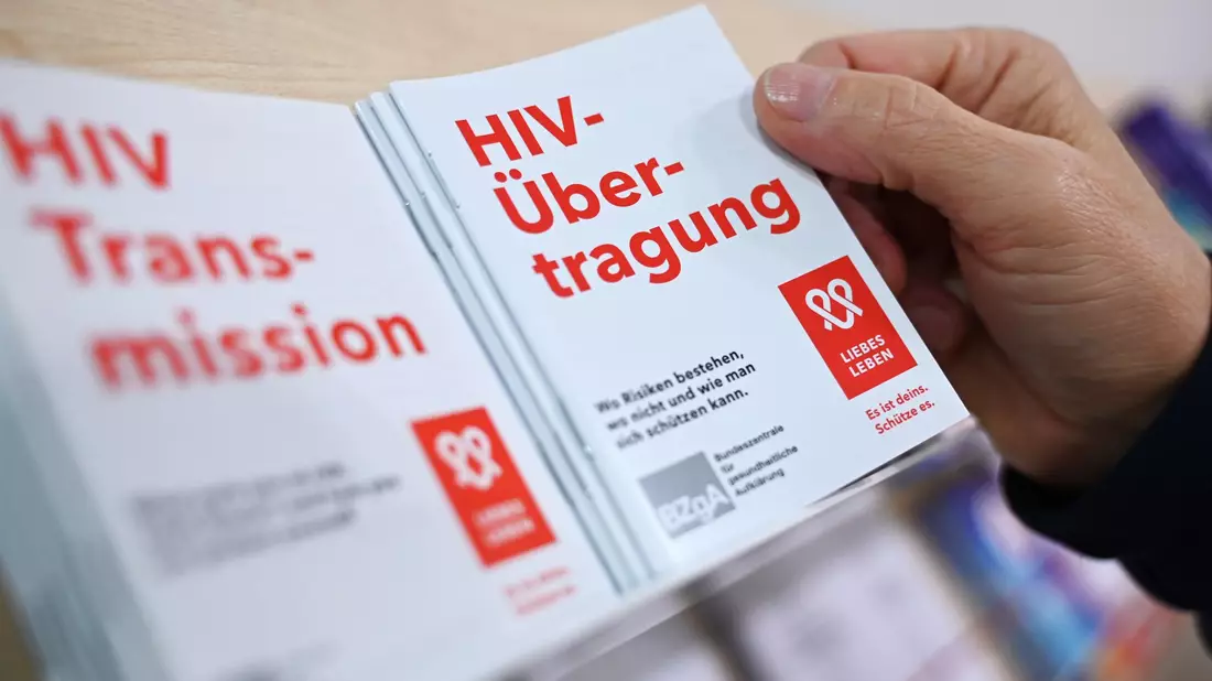 «Wir haben die Wahl: Die Rückkehr von Aids oder das Ende von Aids.» (Archivbild) - Bild: Elisa Schu/dpa