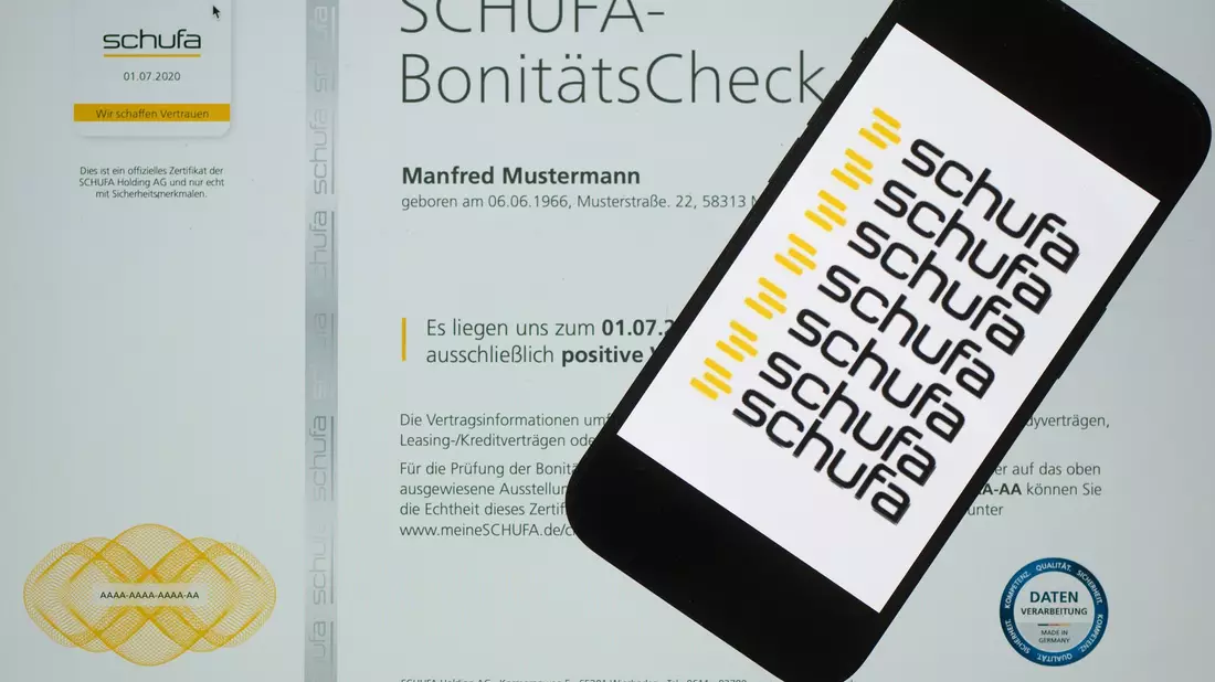 Verbraucher erhalten einen kotenlosen und digitalen Einblick in ihren Schufa-Score. (Symbolbild) - Bild: Sebastian Kahnert/dpa