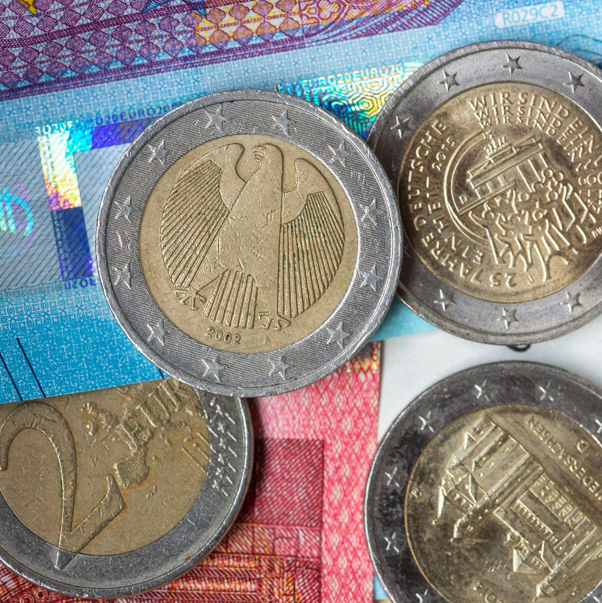 Bulgarien ersetzt die bisherige Landeswährung Lew ab 2026 mit dem Euro. (Symbolbild) - Foto: Fernando Gutierrez-Juarez/dpa