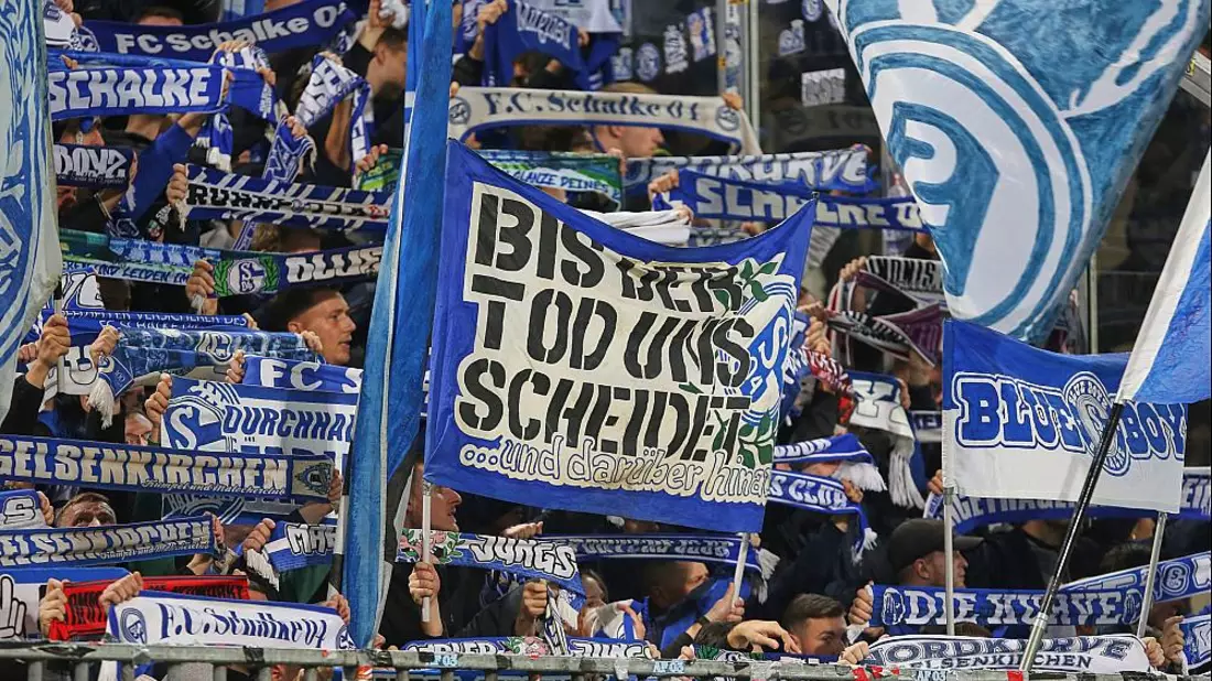 Fans von Schalke 04 (Archiv) - Bild: über dts Nachrichtenagentur