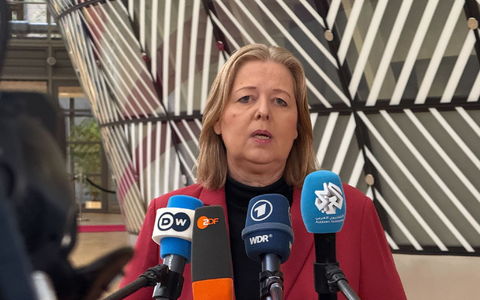 «Wir werden sie hier aufnehmen, wie wir alle anderen auch aufgenommen haben», sagt Arbeitsministerin Bärbel Bas über junge Männer aus der Ukraine. - Foto: Ansgar Haase/dpa