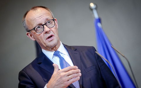 Bundeskanzler Friedrich Merz (CDU) und Donald Tusk, Ministerpräsident von Polen, beschworen Einigkeit.  - Foto: Kay Nietfeld/dpa