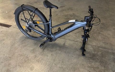 POL-GÖ: (390/2025) Polizei stellt mutmaßlich entwendetes hochwertiges Pedelec sicher - Tatumstände unklar. Ermittler bitten um Hinweise - Foto: presseportal.de