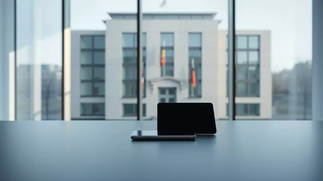 Apple im Visier: Kartellamt prüft Werbe-Tracking auf dem iPhone - Bild: über boerse-global.de