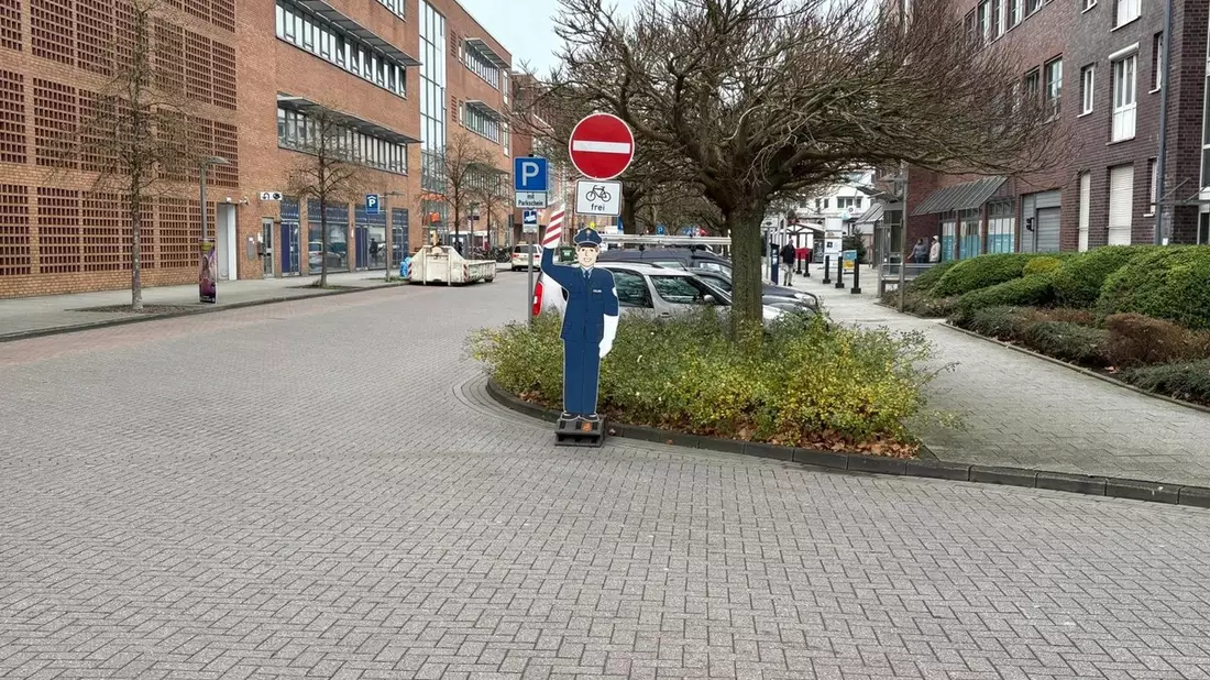POL-WHV: Einbahnstraßenregelung für Weihnachten am Meer - Hinweis an Verkehrsteilnehmende - Bild: presseportal.de