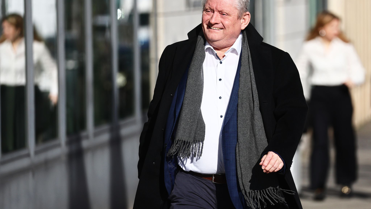 Der neue DRK-Präsident Hermann Gröhe setzt sich für eine Stärkung des Ehrenamts ein. (Archivbild) - Foto: Christoph Soeder/dpa