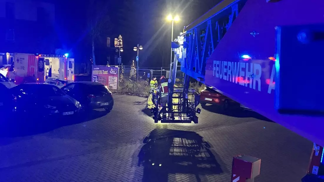 FW Alpen: Unterstützung Rettungsdienst - Bild: presseportal.de