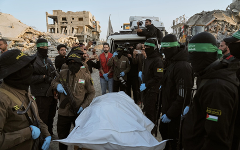Die übergebene Leiche ist als die eines vermissten Thailänders identifiziert worden. (Archivbild) - Foto: Jehad Alshrafi/AP/dpa