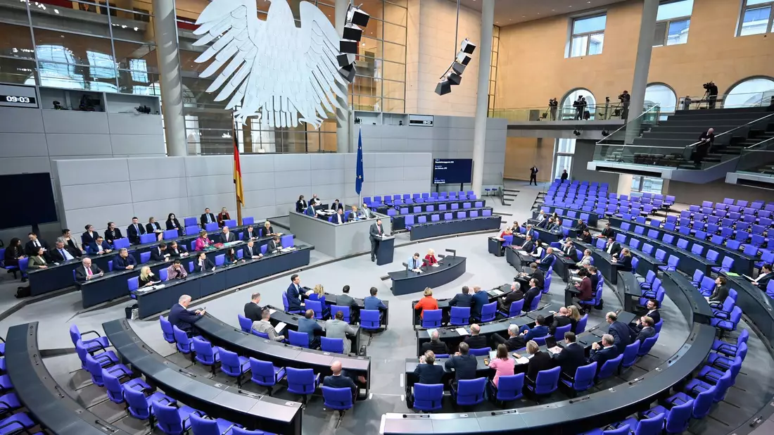 Der Bundestag hat das Gesetz beschlossen, aber im Bundesrat gibt es Widerstand.  - Bild: Elisa Schu/dpa