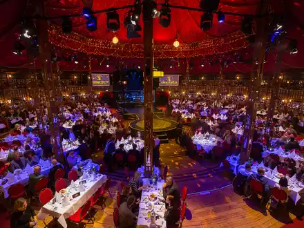 Extravagante Dinnershow GANS GANZ ANDERS - Foto: Andreas Schmidt über pressetext.de