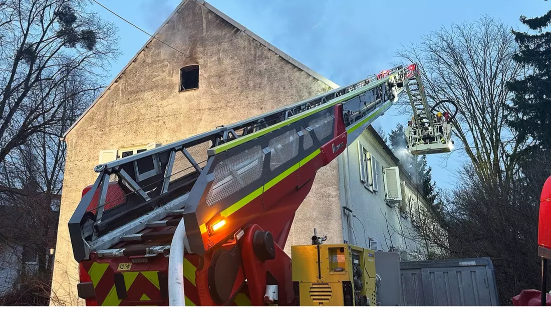 FW-M: Brand in Abbruchgebäude (Freimann) - Bild: presseportal.de