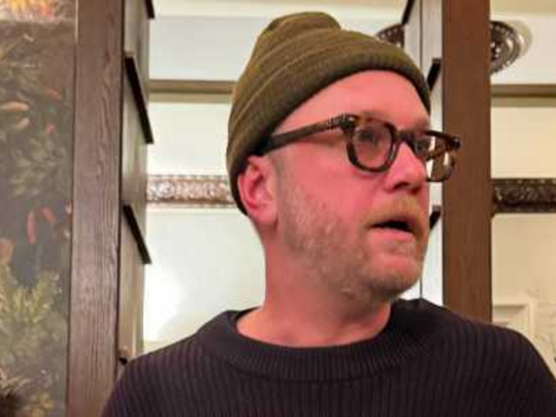 Max Strohe im Tulus Lotrek: Wie Sterneküche in Berlin nach Wohnzimmer und Wahnsinn schmeckt - Foto: über ad-hoc-news.de