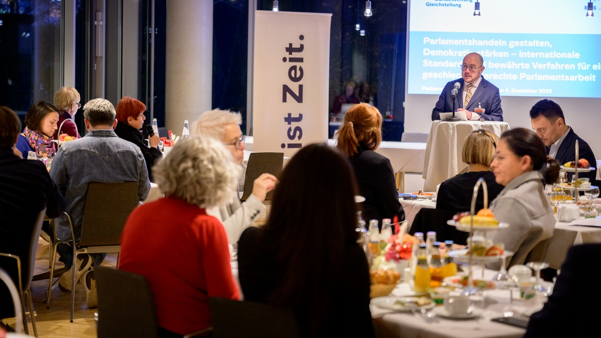 Parlamentshandeln gestalten, Demokratie stärken / OSZE und Bundesstiftung Gleichstellung stellen internationale Standards und bewährte Verfahren für geschlechtergerechte Parlamentsarbeit vor - Foto: presseportal.de