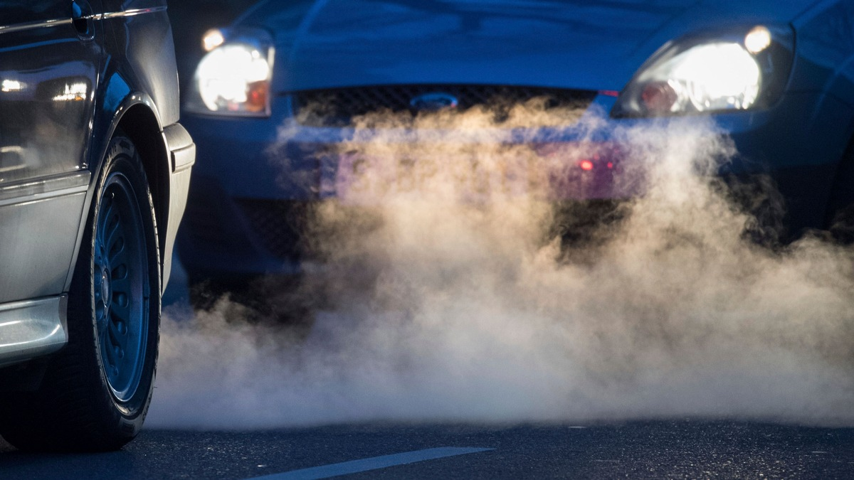 +++ Achtung Sperrfrist (Print, Radio und Online): 18.00 Uhr +++ARD-DeutschlandTREND: Zwei von drei Deutschen wollen über 2035 hinaus neue Verbrenner-Autos zulassen - Foto: presseportal.de